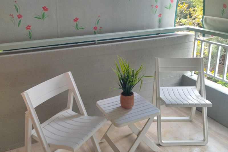 swan paradise glyfada